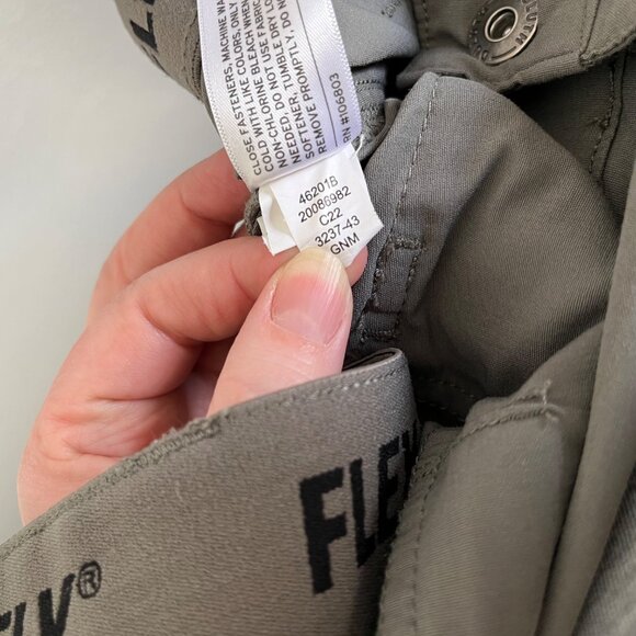 Duluth Flex Dry On The Fly Mens Gray Cargo Pants 38x30 Relaxed Fit - Picture 9 of 10